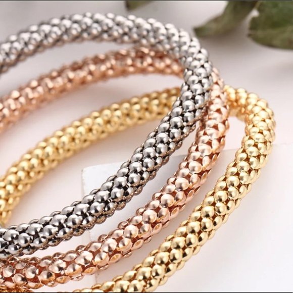 Winter Sale❄️ Family Charm Bracelet Set - Picture 2 of 3